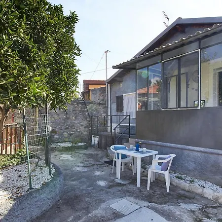 Via Mercede 34 - 03 Studio *